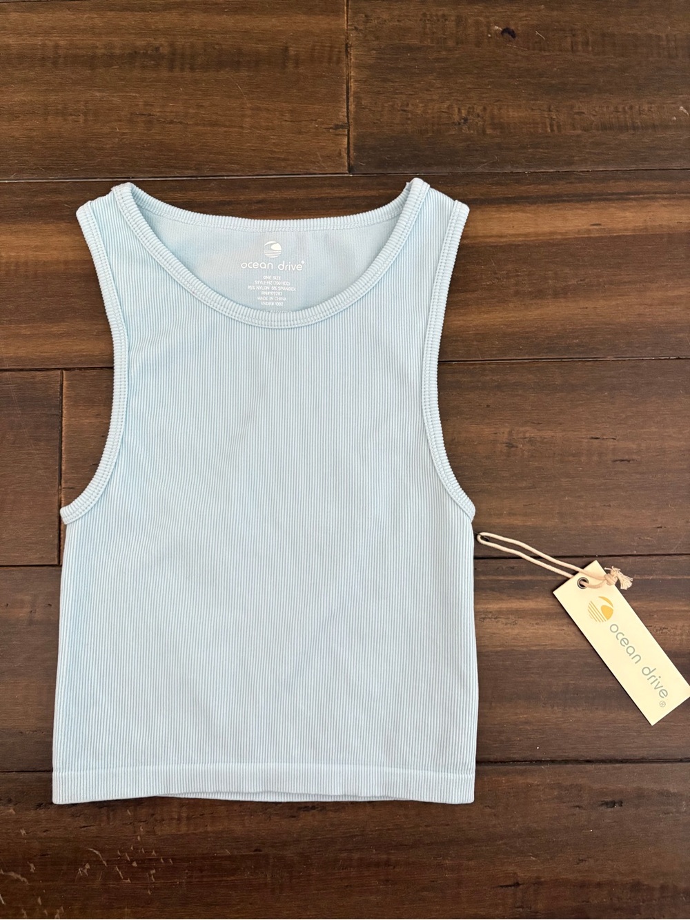 NWT O/S Ocean Drive Light Blue Ribbed Sleeveless Cropped Tank Top Scoop Neck